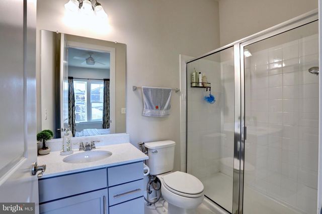 24289 GRAYLEAF WILLOW PL, Aldie, VA 20105