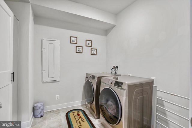 24289 GRAYLEAF WILLOW PL, Aldie, VA 20105