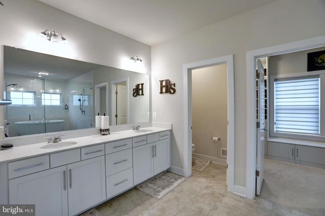 24289 GRAYLEAF WILLOW PL, Aldie, VA 20105