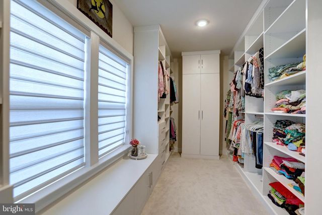 24289 GRAYLEAF WILLOW PL, Aldie, VA 20105