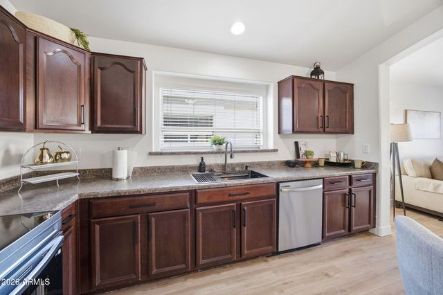 1646 E DANIELLA Drive, San Tan Valley, AZ 85140