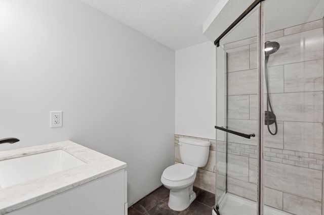340 Ranchview Lane N, Plymouth, MN 55447