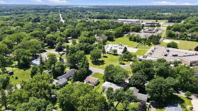 340 Ranchview Lane N, Plymouth, MN 55447