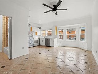 354 Chestnut 9, Long Beach, CA 90802