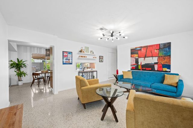 409 NW 27th St, Wilton Manors, FL 33311