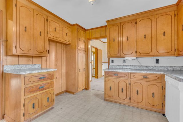 3288 Williamsport Pike, W, Williamsport, TN 38487