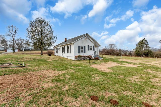 3288 Williamsport Pike, W, Williamsport, TN 38487