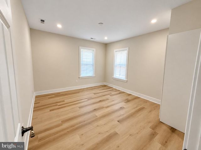 120 S MAIN ST, Pennington, NJ 08534