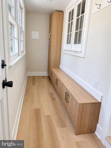 120 S MAIN ST, Pennington, NJ 08534