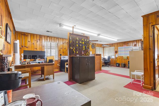 2333 S Main Street, Salisbury, NC 28147