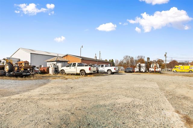 2333 S Main Street, Salisbury, NC 28147