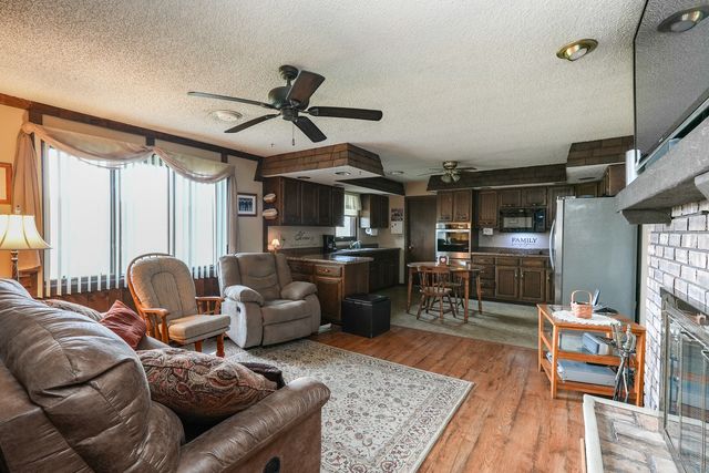 4906 W Hilltop Drive, Kankakee, IL 60901