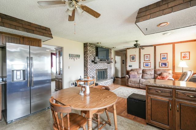 4906 W Hilltop Drive, Kankakee, IL 60901