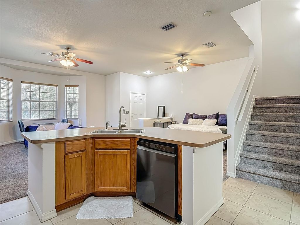 Image 12 of property listing at 7438 GUNN HIGHWAY, Tampa, FL 33625