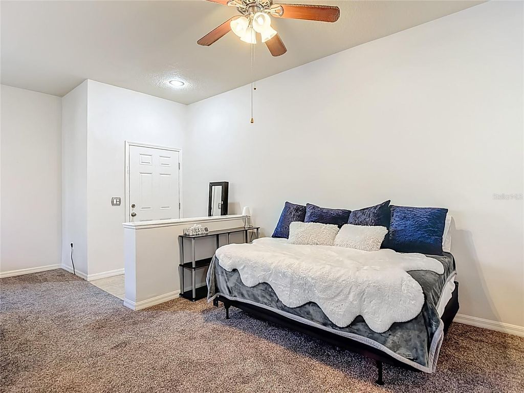 Image 16 of property listing at 7438 GUNN HIGHWAY, Tampa, FL 33625