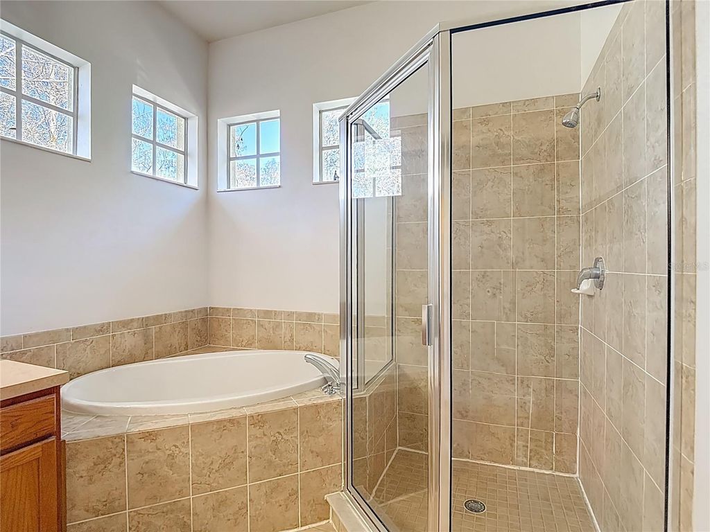 Image 30 of property listing at 7438 GUNN HIGHWAY, Tampa, FL 33625