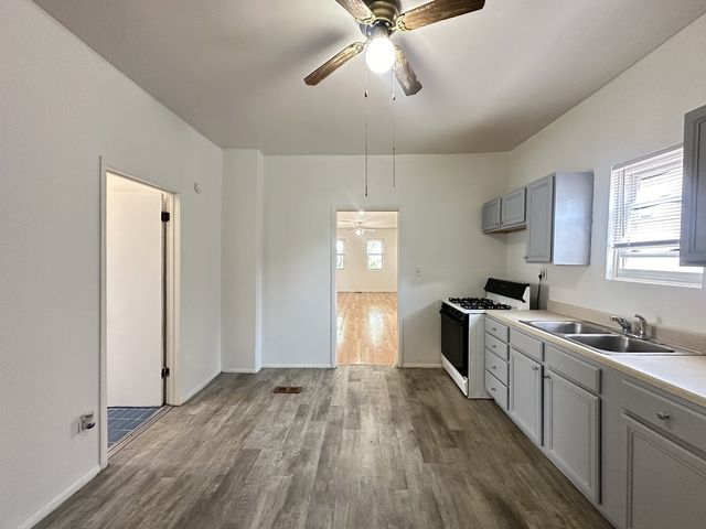 1722 N Kimball Avenue 2, Chicago, IL 60647