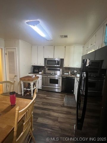 11 Jon, Healdton, OK 73438