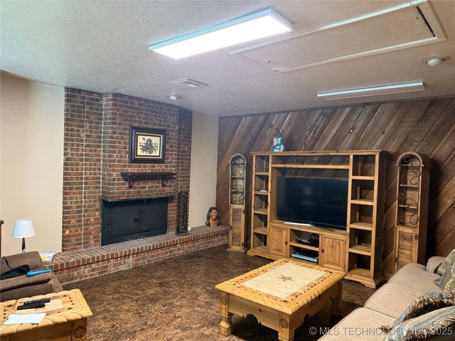 11 Jon, Healdton, OK 73438