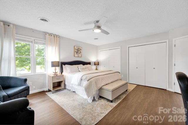 470 Lakeview Shores Loop, Mooresville, NC 28117