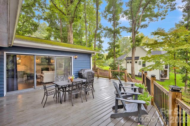 470 Lakeview Shores Loop, Mooresville, NC 28117