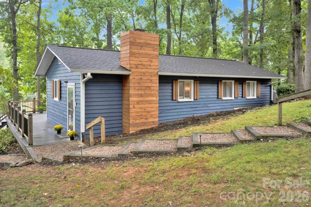 470 Lakeview Shores Loop, Mooresville, NC 28117