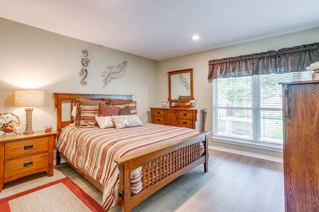 3701 Teal Lane, Bedford, TX 76021