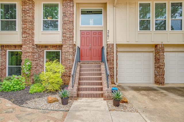 3701 Teal Lane, Bedford, TX 76021