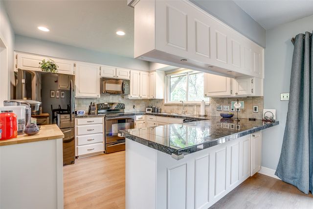 3701 Teal Lane, Bedford, TX 76021