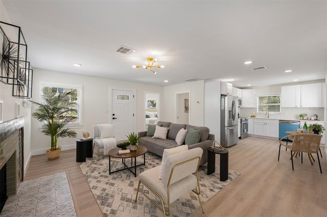 5224 29TH AVENUE S, Gulfport, FL 33707
