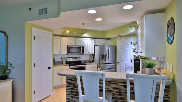 5300 S ATLANTIC AVENUE 15-202, New Smyrna Beach, FL 32169