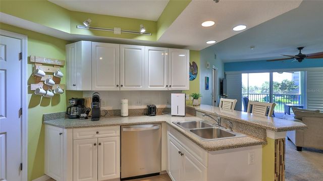 5300 S ATLANTIC AVENUE 15-202, New Smyrna Beach, FL 32169