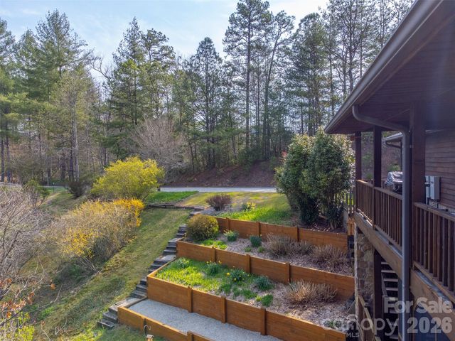 750 Double Springs Drive, Almond, NC 28702