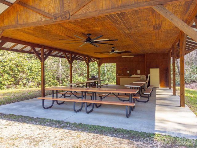 750 Double Springs Drive, Almond, NC 28702