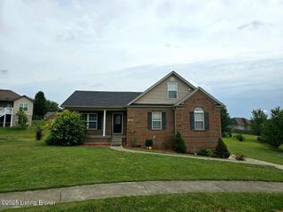 453 Daylilly Ct, Shelbyville, KY 40065