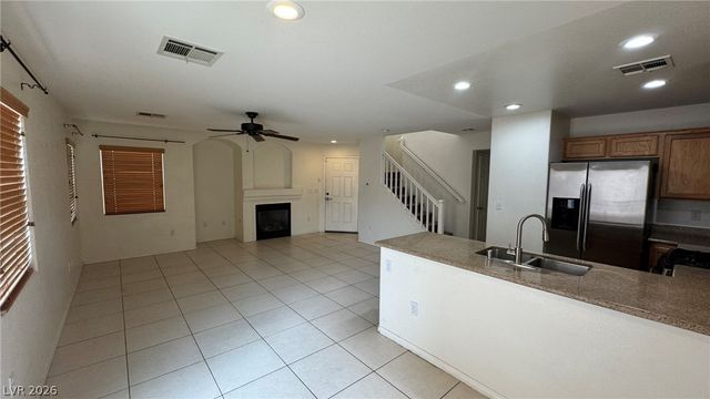 9967 Carrizo Springs Avenue, Las Vegas, NV 89148