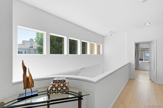 7142 Calabria A, San Diego, CA 92122