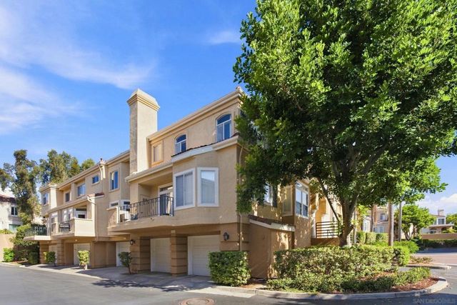 7142 Calabria A, San Diego, CA 92122