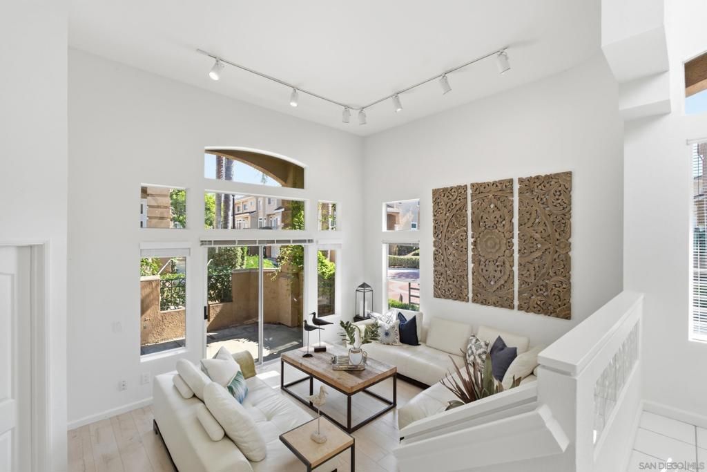 7142 Calabria A, San Diego, CA 92122 — photo 5