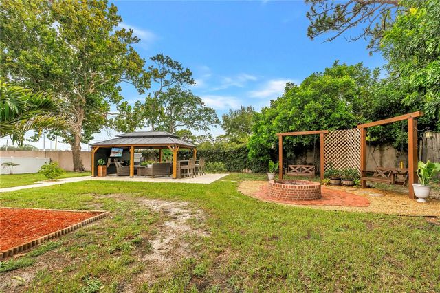 10210 95TH STREET, Seminole, FL 33777