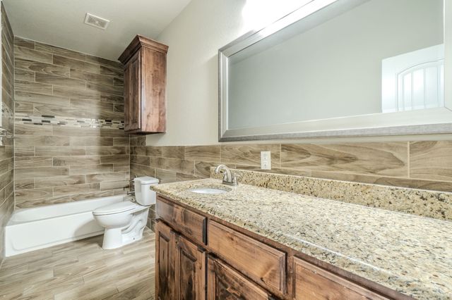 2016 Langston Street, Fort Worth, TX 76105