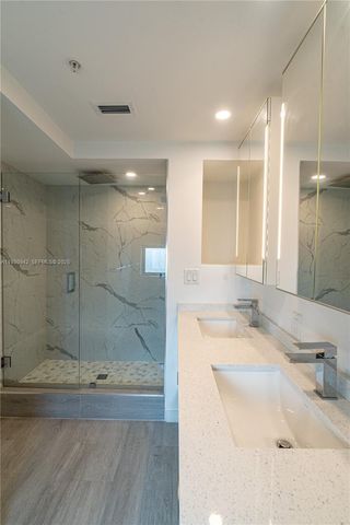 8425 Crespi Blvd TH4, Miami Beach, FL 33141