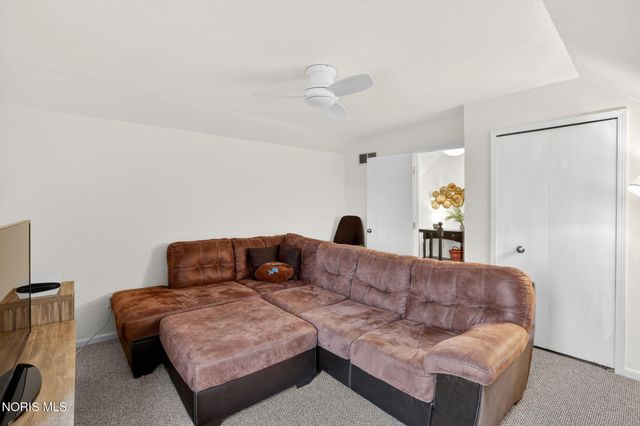 5543 Greenridge Drive, Toledo, OH 43615