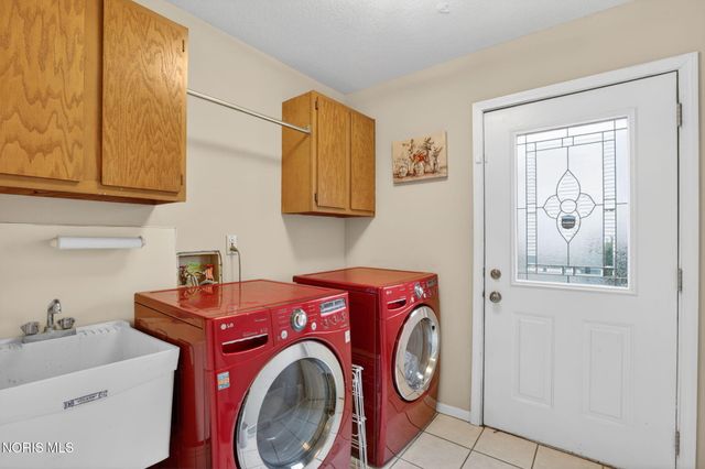 5543 Greenridge Drive, Toledo, OH 43615