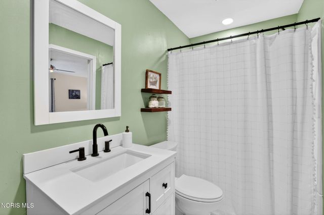 5543 Greenridge Drive, Toledo, OH 43615