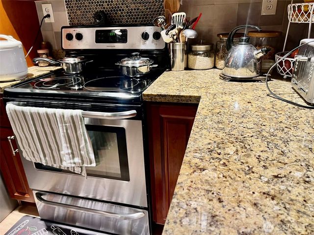 3915 Saint Francis Street SW, Lakewood, WA 98499