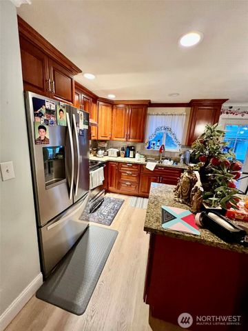 3915 Saint Francis Street SW, Lakewood, WA 98499