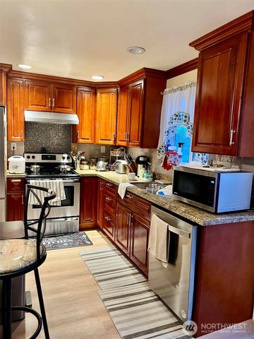 3915 Saint Francis Street SW, Lakewood, WA 98499