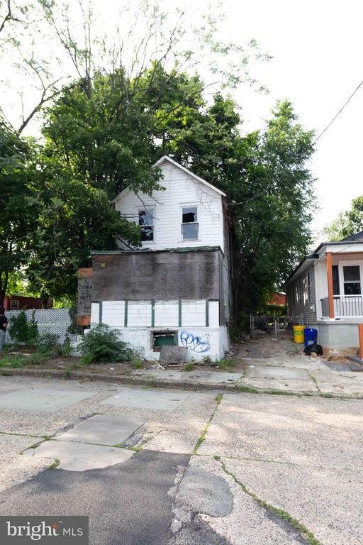 2835 TYLER ST, Camden, NJ 08105