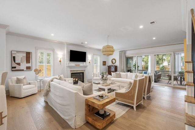 452 Morrison Street, Mount Pleasant, SC 29464